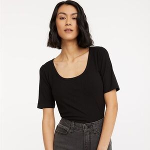 Scoop-Neck Tee with Elbow Sleeves - New with tags